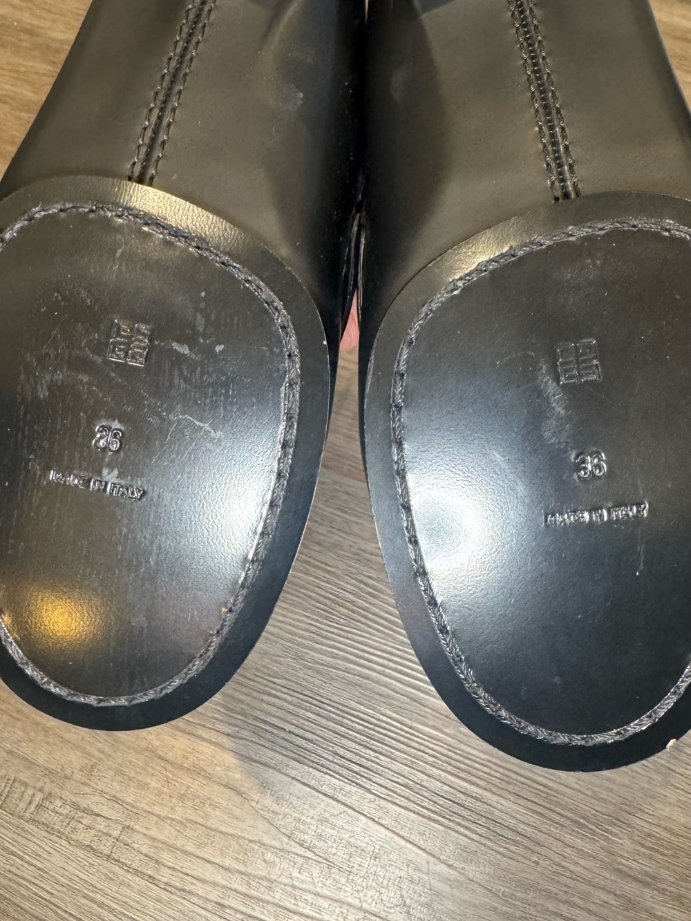 Givenchy 4G Logo Plaque Round Black Leather Loafers - Picture 10 of 11